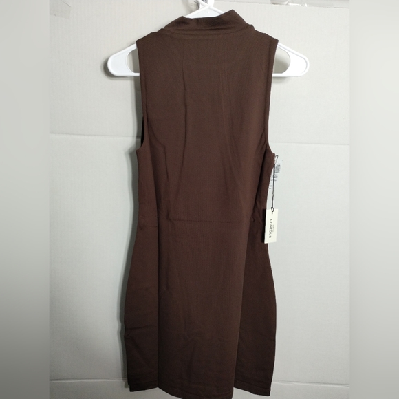 Sleeveless mock-neck mini dress by Aritzia - Picture 3 of 6